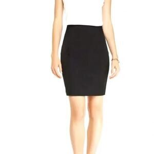 Express Black Pintuck Pencil Skirt Sz 6 Lined Above the Knee Back Slit Zipper